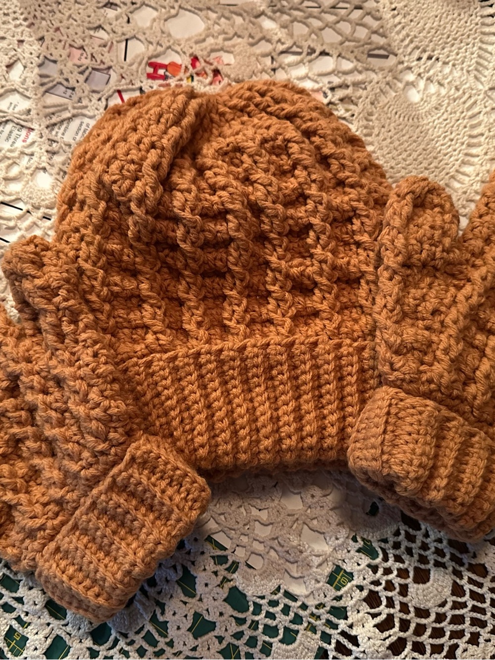 Handmade Chunky Knit Beanie and Mittens Set - Caramel